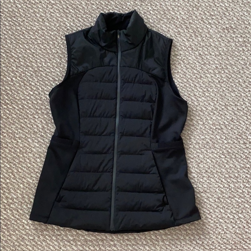 Lululemon Down For It All Vest Black 12